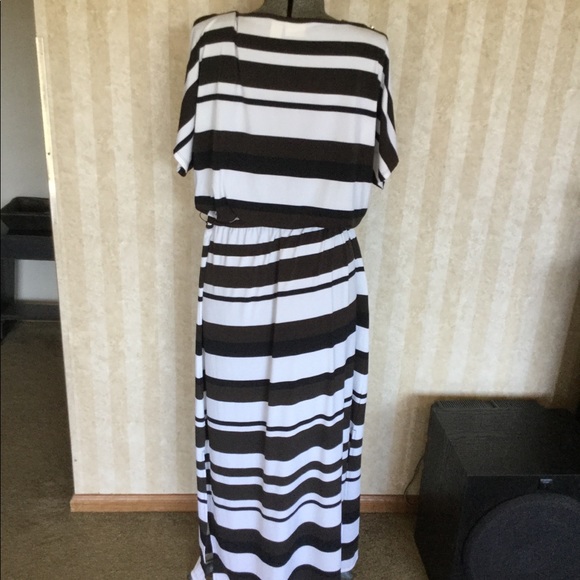 Chico’s Striped Maxi Dress - Picture 6 of 9